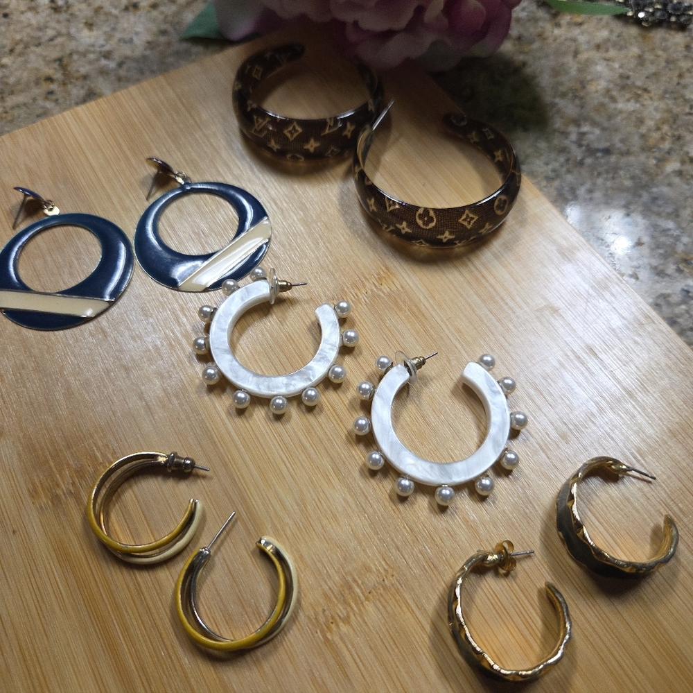 Hoop Earrings Bundle Set of 5 - Lot